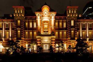 tokyo staion at night